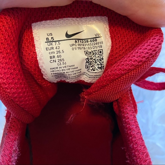 Nike Renew Retaliation TR Sneakers - Picture 7 of 9